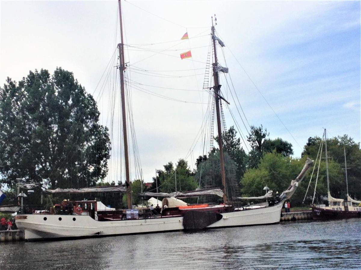 Fischerhaus Godewind 60 Qm Altwarp Екстер'єр фото